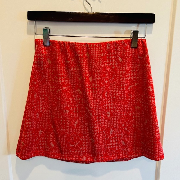 NWT Urban Outfitters Mini Skirt - Picture 1 of 2